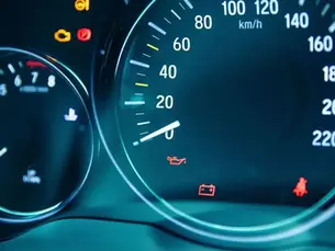 luzes do painel do carro